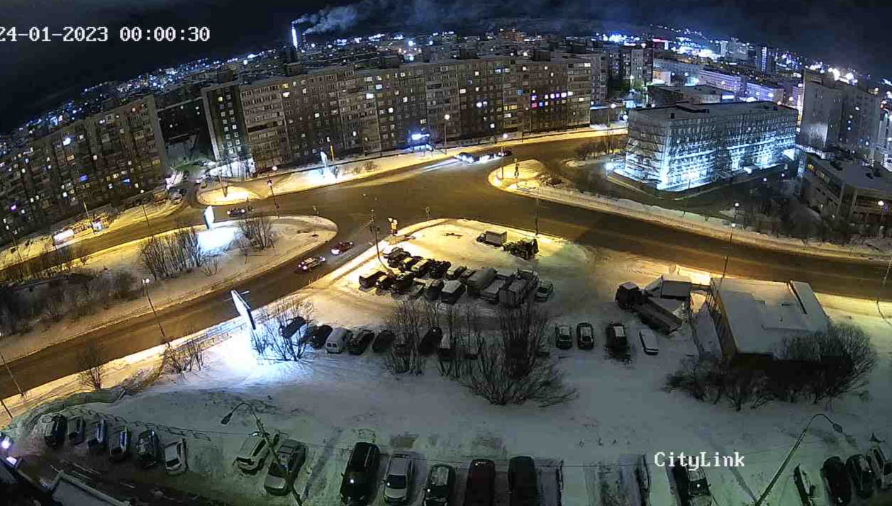 Вид с камеры на улицы Капитана Маклакова и Карла Маркса, Мурманск